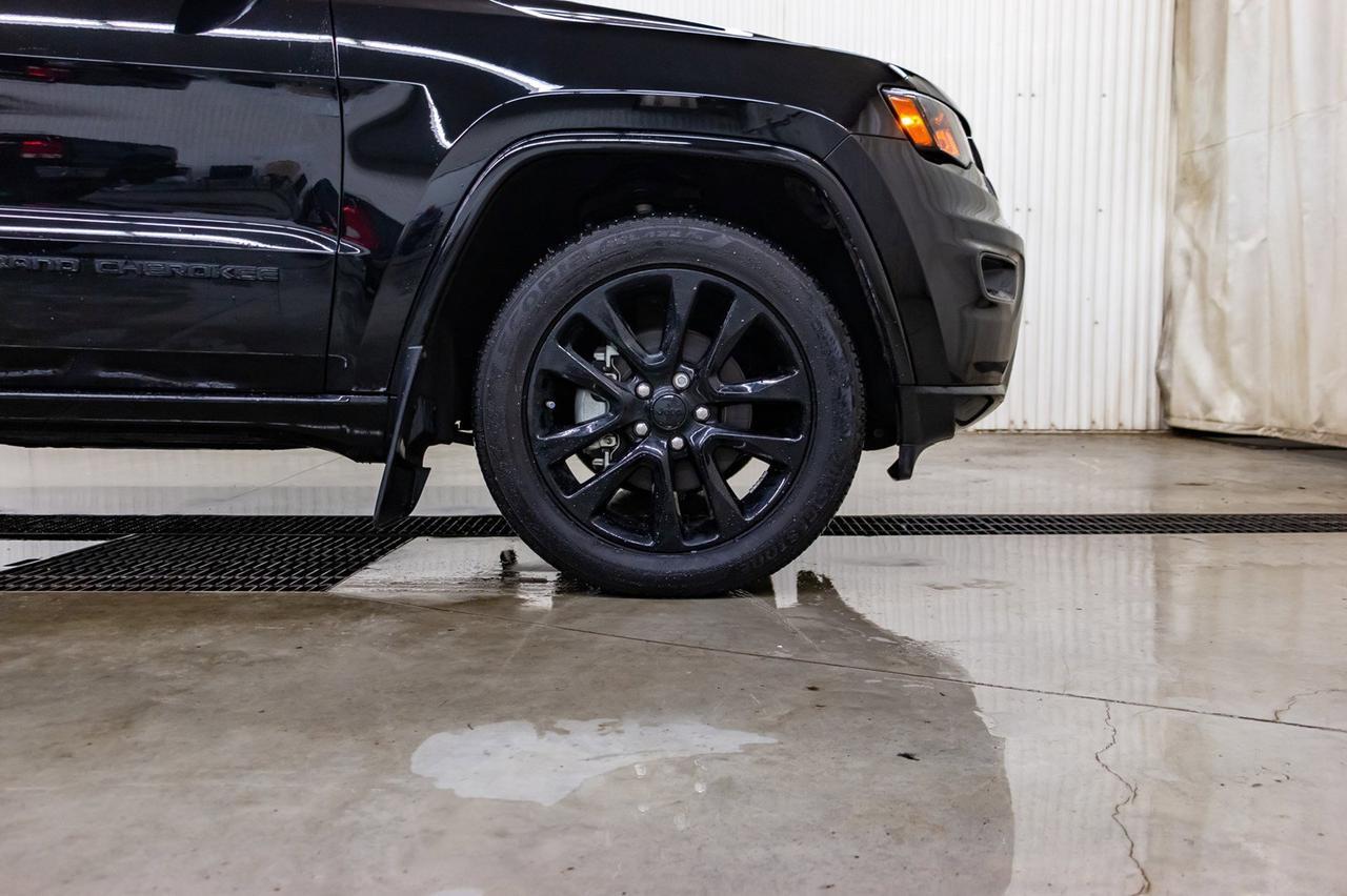 2019 Jeep Grand Cherokee 4x4 Altitude Leather Roof Nav Red Deer AB