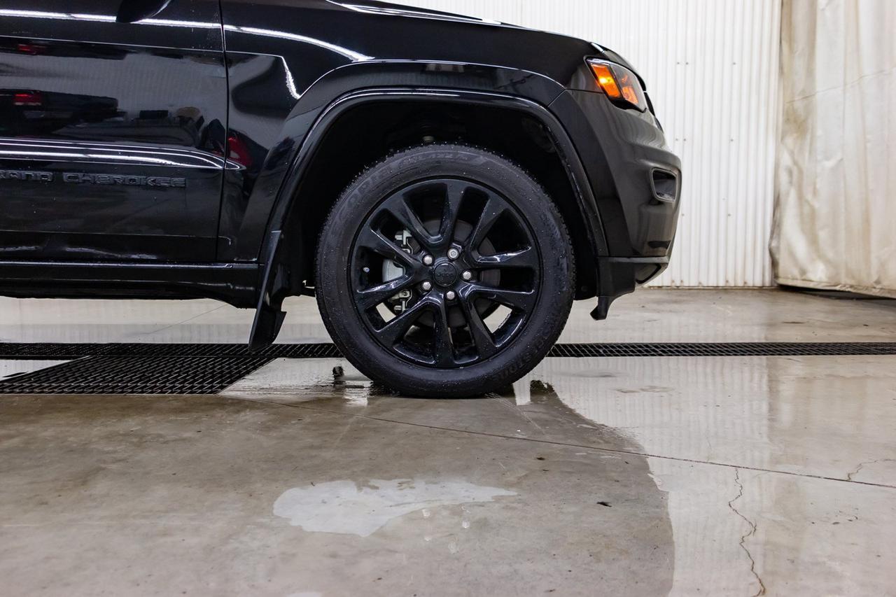 2019 Jeep Grand Cherokee 4x4 Altitude Leather Roof Nav Red Deer AB