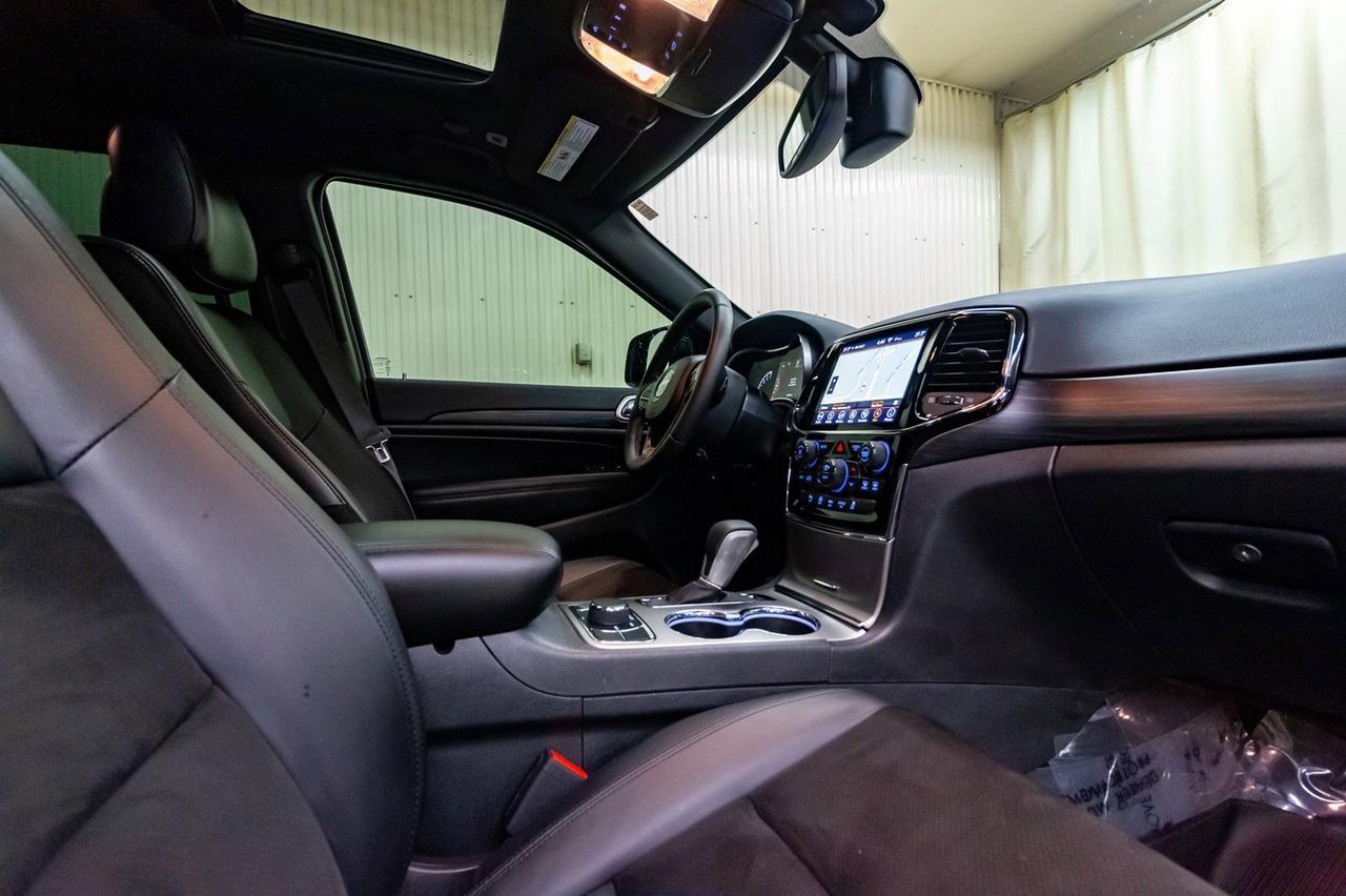 2019 Jeep Grand Cherokee 4x4 Altitude Leather Roof Nav Red Deer AB