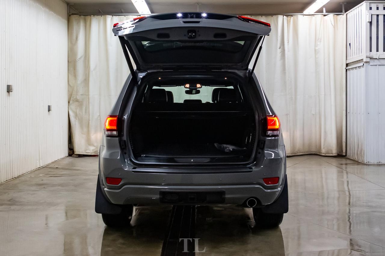 2019 Jeep Grand Cherokee 4x4 Laredo Altitude Leather Roof Nav BCam Red Deer AB