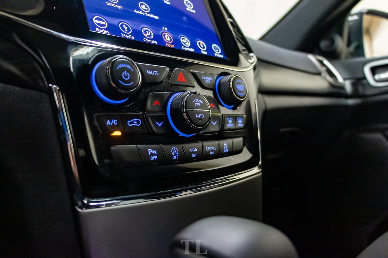 2019 Jeep Grand Cherokee 4x4 Laredo Altitude Leather Roof Nav BCam Red Deer AB