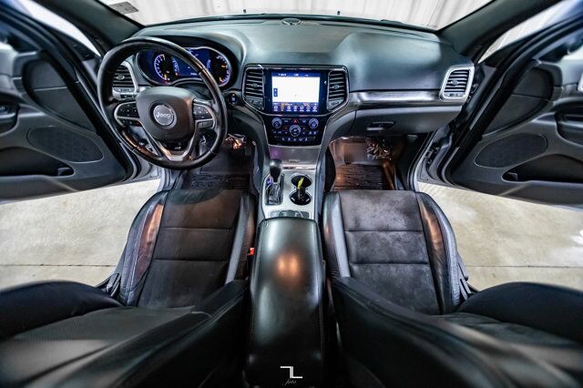 2019 Jeep Grand Cherokee 4x4 Laredo Altitude Leather Roof Nav Red Deer AB