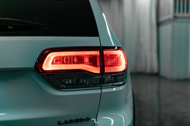 2019 Jeep Grand Cherokee 4x4 Laredo BCam Red Deer AB