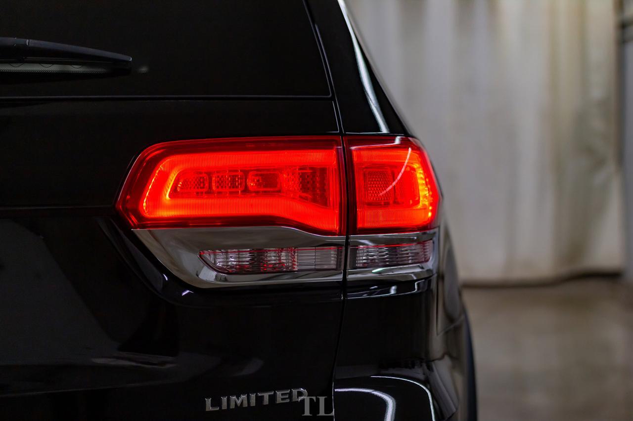 2019 Jeep Grand Cherokee 4x4 Limited Leather Roof Nav BCam Red Deer AB