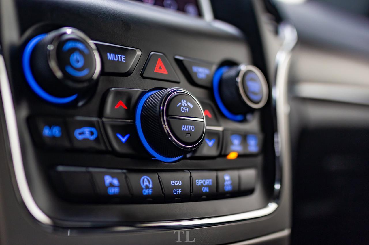 2019 Jeep Grand Cherokee 4x4 Limited Leather Roof Nav BCam Red Deer AB