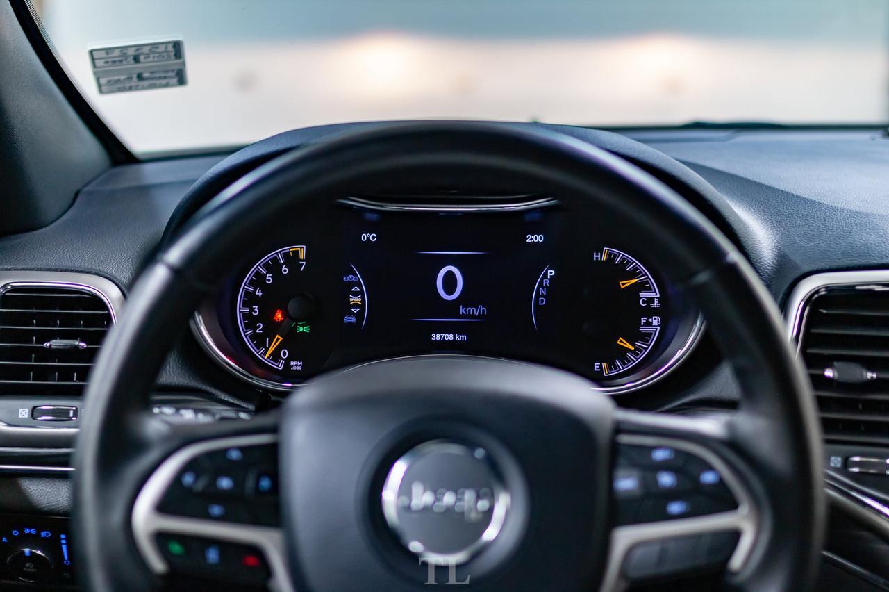 2019 Jeep Grand Cherokee 4x4 Limited Leather Roof Nav BCam Red Deer AB