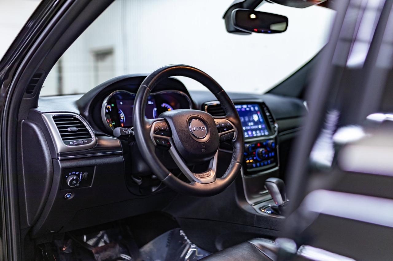 2019 Jeep Grand Cherokee 4x4 Limited Leather Roof Nav BCam Red Deer AB