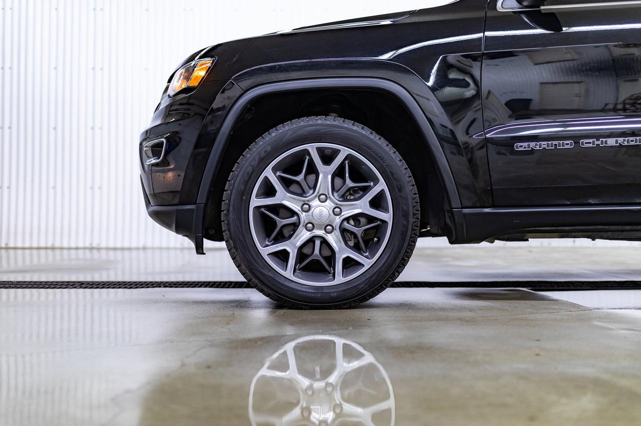 2019 Jeep Grand Cherokee 4x4 Limited Leather Roof Nav BCam Red Deer AB