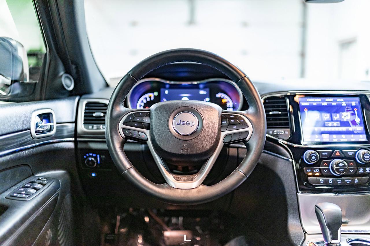 2019 Jeep Grand Cherokee 4x4 Limited Leather Roof Nav BCam Red Deer AB