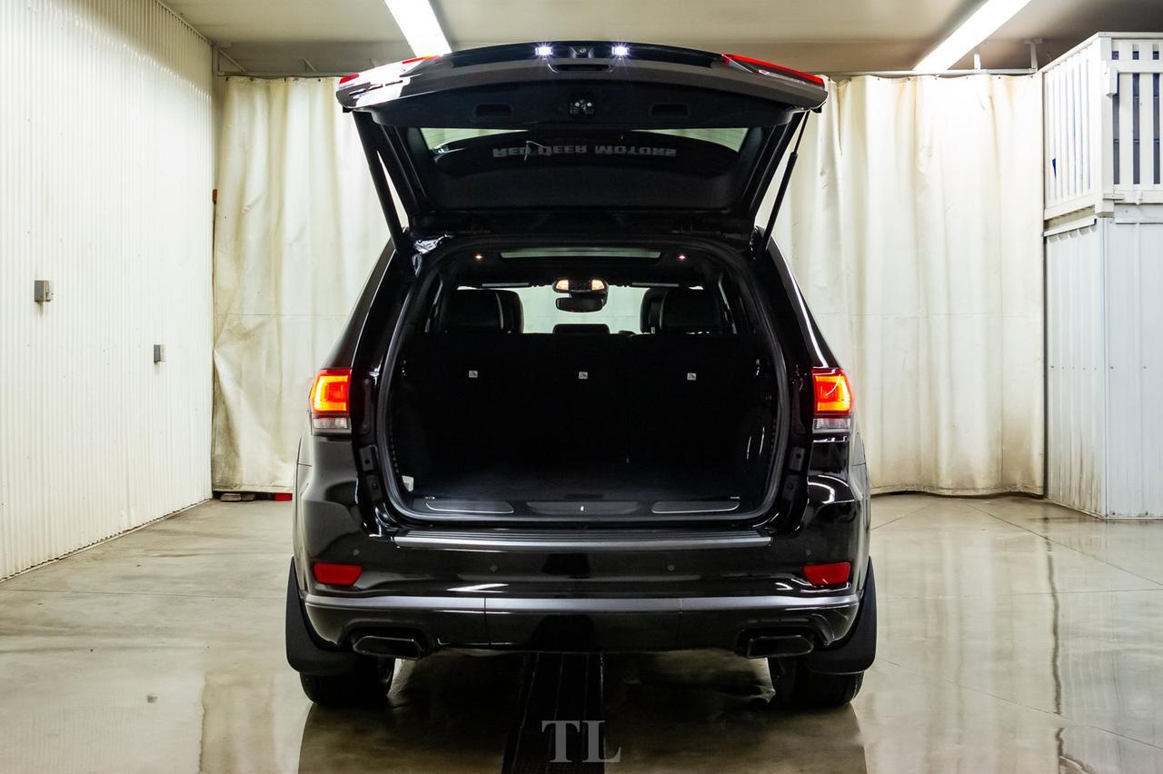 2019 Jeep Grand Cherokee 4x4 Overland High Altitude Leather Roof Nav BCam Red Deer AB