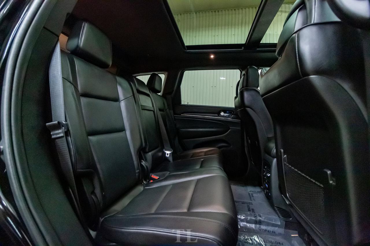 2019 Jeep Grand Cherokee 4x4 Overland High Altitude Leather Roof Nav BCam Red Deer AB