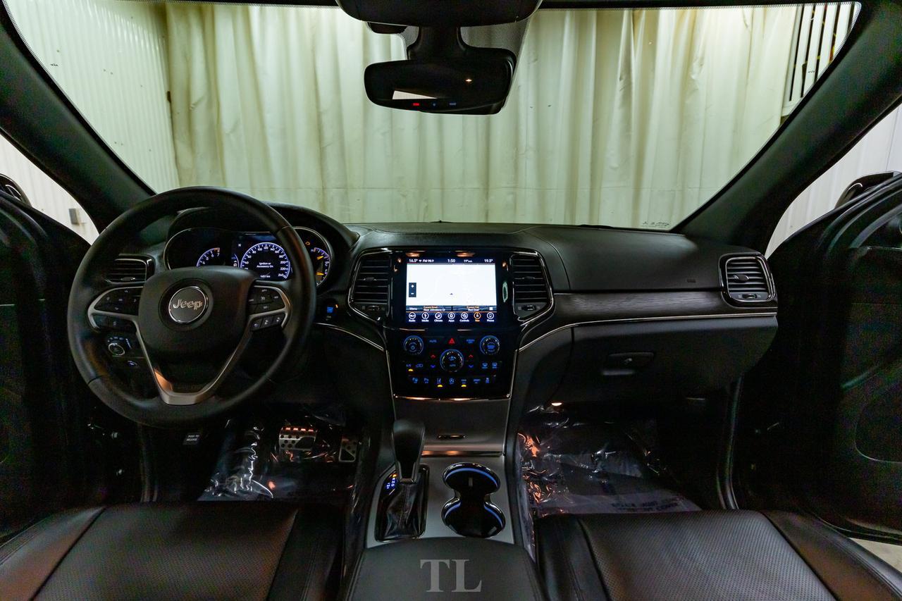 2019 Jeep Grand Cherokee 4x4 Overland High Altitude Leather Roof Nav BCam Red Deer AB