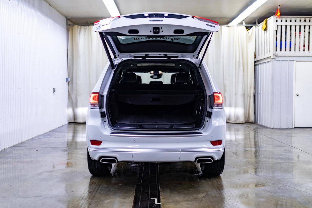 2019 Jeep Grand Cherokee 4x4 Summit Leather Roof Nav BCam Red Deer AB