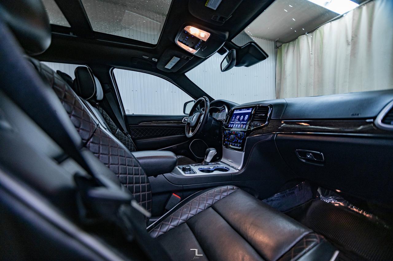 2019 Jeep Grand Cherokee 4x4 Summit Leather Roof Nav BCam Red Deer AB