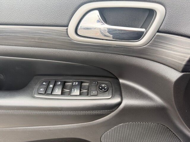 2019 Jeep Grand Cherokee Altitude Burnet TX