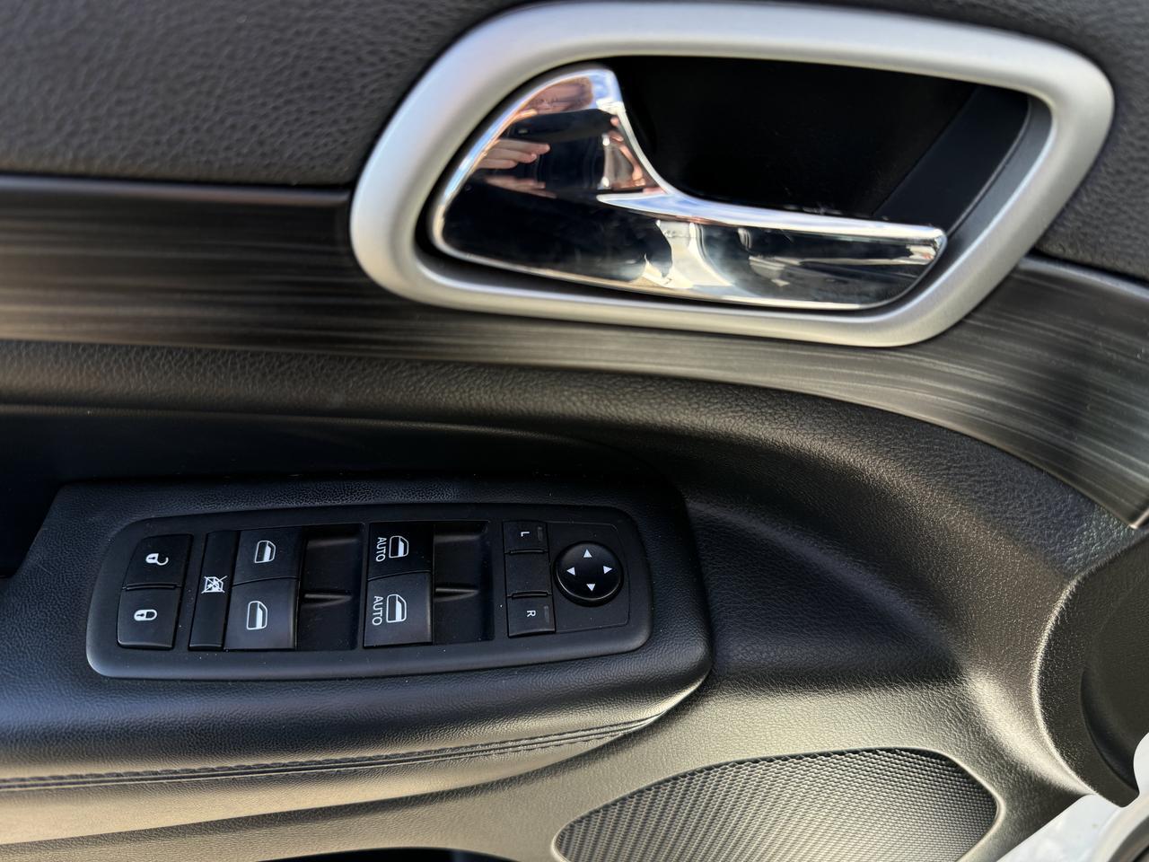 2019 Jeep Grand Cherokee Altitude 4x4 SUV | V6 | NAV | Touchscreen | Heated Seats | Power Liftgate | Remote Start Redwater AB