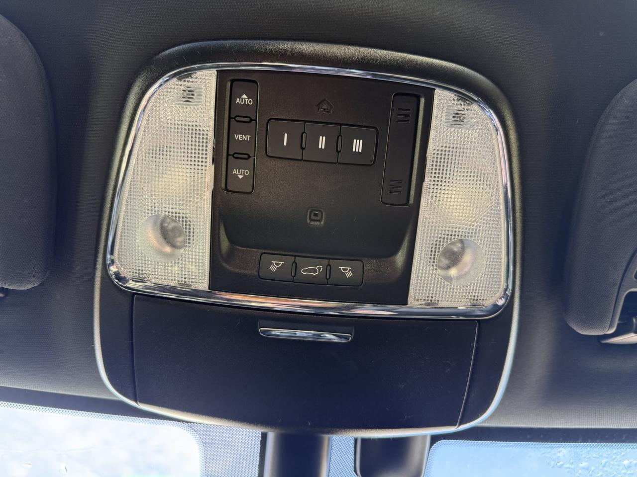 2019 Jeep Grand Cherokee Altitude 4x4 SUV | V6 | NAV | Touchscreen | Heated Seats | Power Liftgate | Remote Start Redwater AB