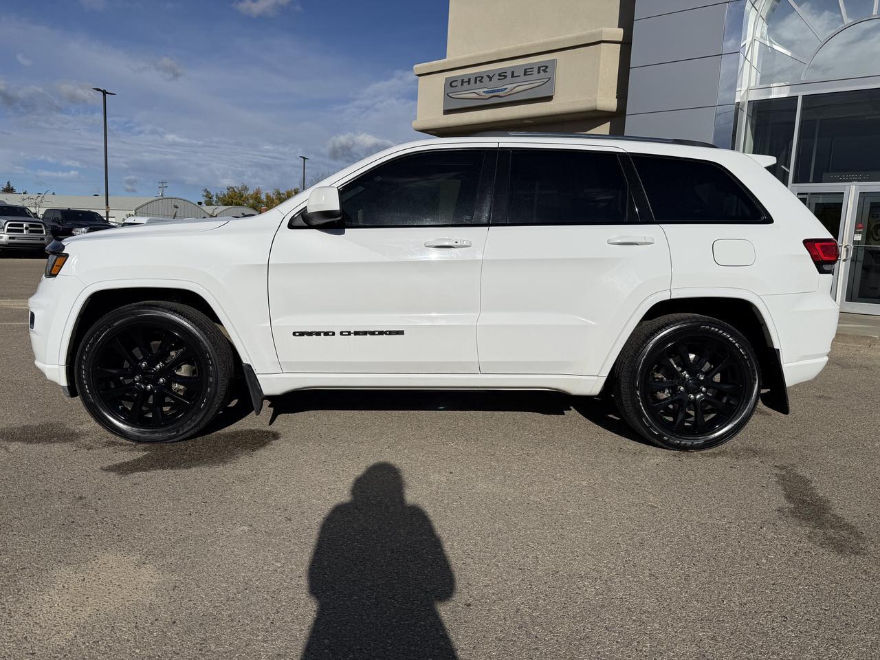 2019 Jeep Grand Cherokee Altitude 4x4 SUV | V6 | NAV | Touchscreen | Heated Seats | Power Liftgate | Remote Start Redwater AB