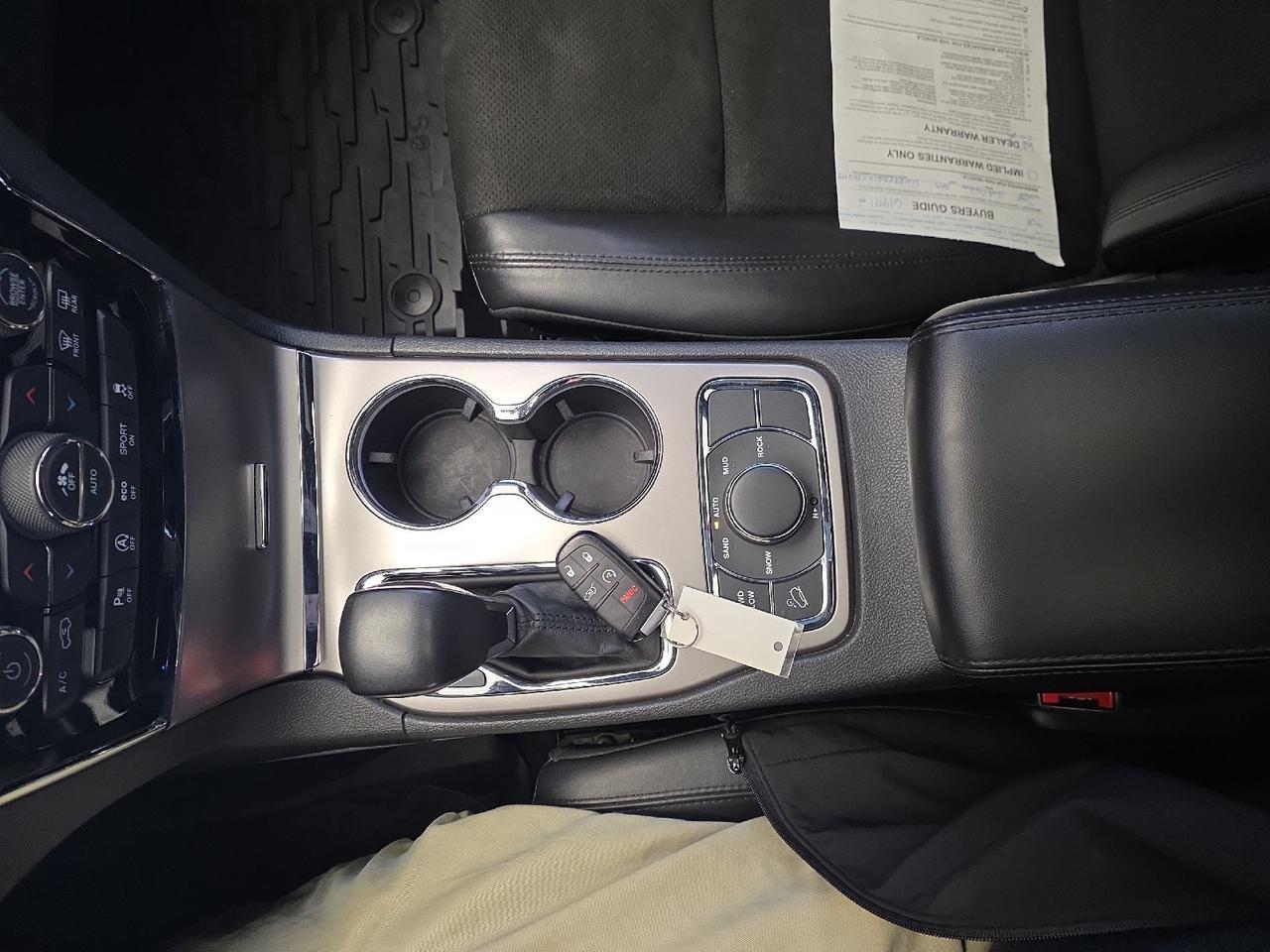 2019 Jeep Grand Cherokee Altitude Sand Lake NY