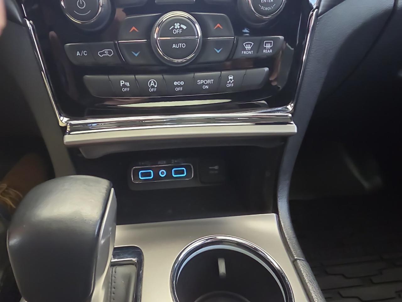 2019 Jeep Grand Cherokee Altitude Sand Lake NY