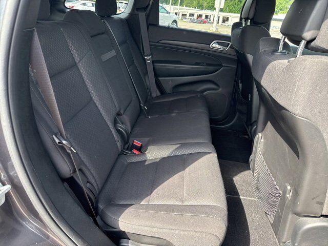 2019 Jeep Grand Cherokee Laredo E Carbondale IL