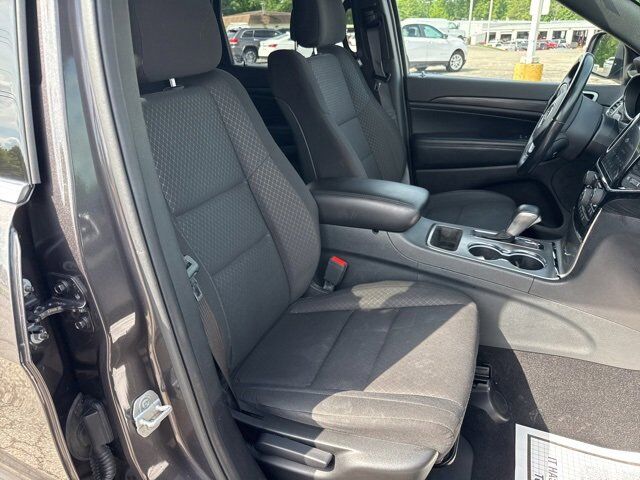 2019 Jeep Grand Cherokee Laredo E Carbondale IL