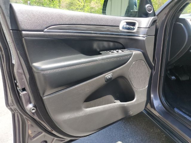 2019 Jeep Grand Cherokee Limit Ltd Elgin IL