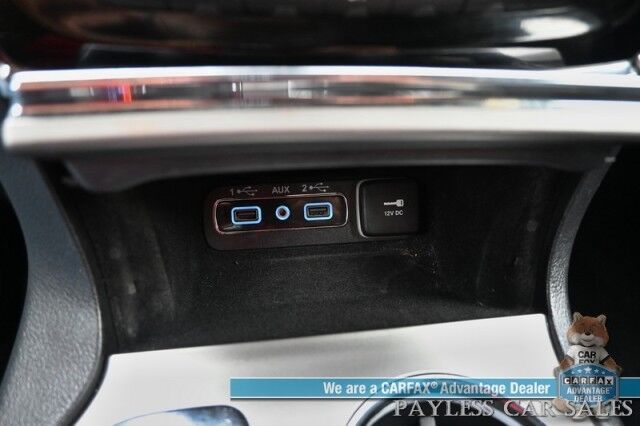 2019 Jeep Grand Cherokee Limited / 4X4 / Auto Start / Power & Heated Leather Seats / NAV / Sunroof / Blind Spot Alert / Apple CarPlay & Android Auto / Back Up Camera / Rear Parking Sensors / Keyless Entry & Start / Tow Pkg / 1-Owner Anchorage AK
