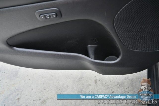 2019 Jeep Grand Cherokee Limited / 4X4 / Auto Start / Power & Heated Leather Seats / NAV / Sunroof / Blind Spot Alert / Apple CarPlay & Android Auto / Back Up Camera / Rear Parking Sensors / Keyless Entry & Start / Tow Pkg / 1-Owner Anchorage AK