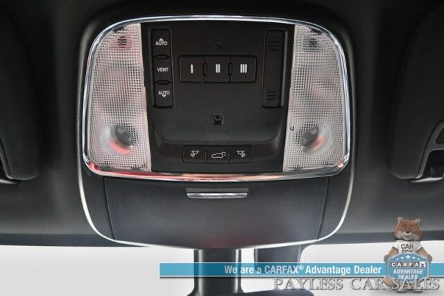 2019 Jeep Grand Cherokee Limited / 4X4 / Auto Start / Power & Heated Leather Seats / NAV / Sunroof / Blind Spot Alert / Apple CarPlay & Android Auto / Back Up Camera / Rear Parking Sensors / Keyless Entry & Start / Tow Pkg / 1-Owner Anchorage AK