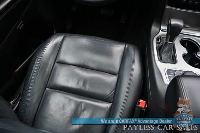 2019 Jeep Grand Cherokee Limited / 4X4 / Auto Start / Power & Heated Leather Seats / NAV / Sunroof / Blind Spot Alert / Apple CarPlay & Android Auto / Back Up Camera / Rear Parking Sensors / Keyless Entry & Start / Tow Pkg / 1-Owner Anchorage AK