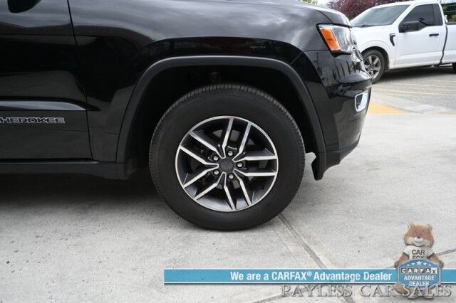 2019 Jeep Grand Cherokee Limited / 4X4 / Auto Start / Power & Heated Leather Seats / NAV / Sunroof / Blind Spot Alert / Apple CarPlay & Android Auto / Back Up Camera / Rear Parking Sensors / Keyless Entry & Start / Tow Pkg / 1-Owner Anchorage AK