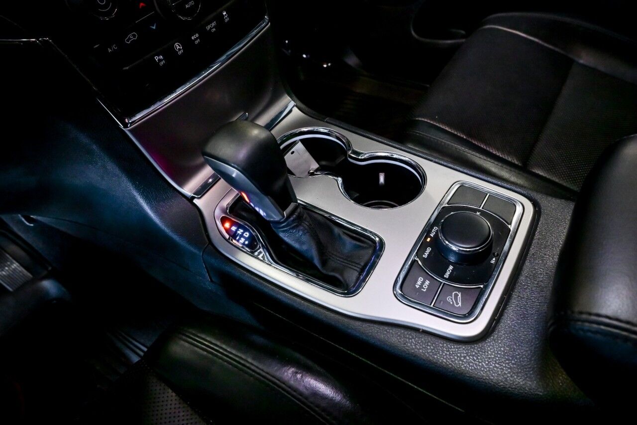 2019 Jeep Grand Cherokee Limited, Pano Roof, Luxury Group II Springfield NJ