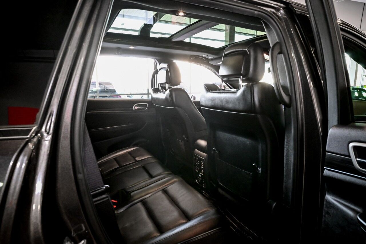 2019 Jeep Grand Cherokee Limited, Pano Roof, Luxury Group II Springfield NJ