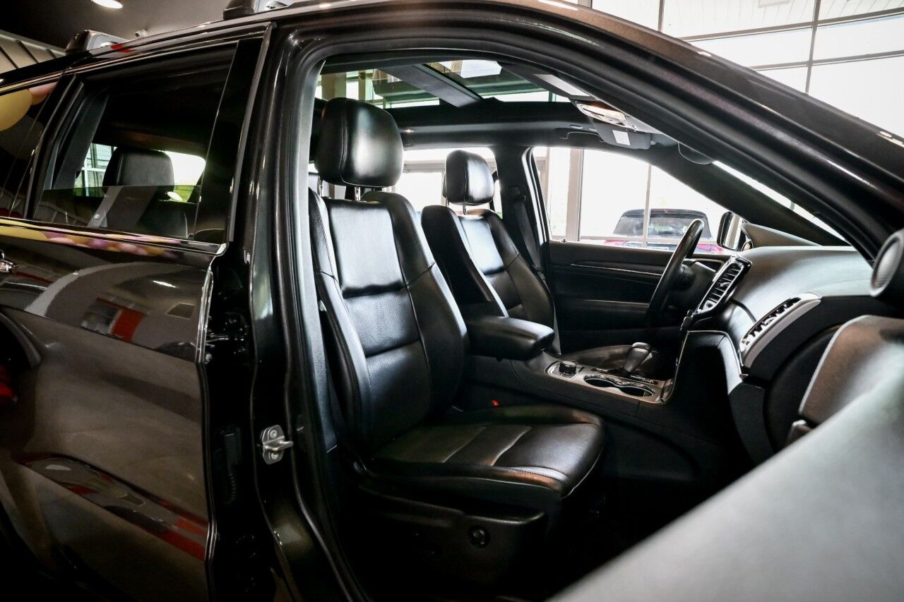 2019 Jeep Grand Cherokee Limited, Pano Roof, Luxury Group II Springfield NJ