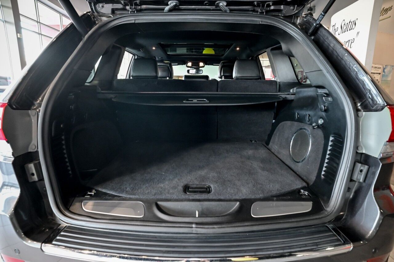 2019 Jeep Grand Cherokee Limited, Pano Roof, Luxury Group II Springfield NJ