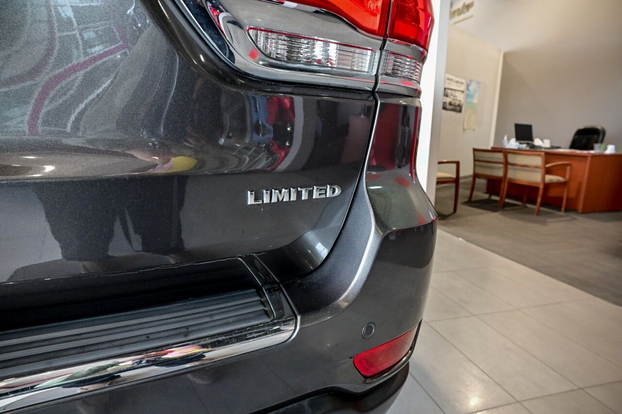 2019 Jeep Grand Cherokee Limited, Pano Roof, Luxury Group II Springfield NJ