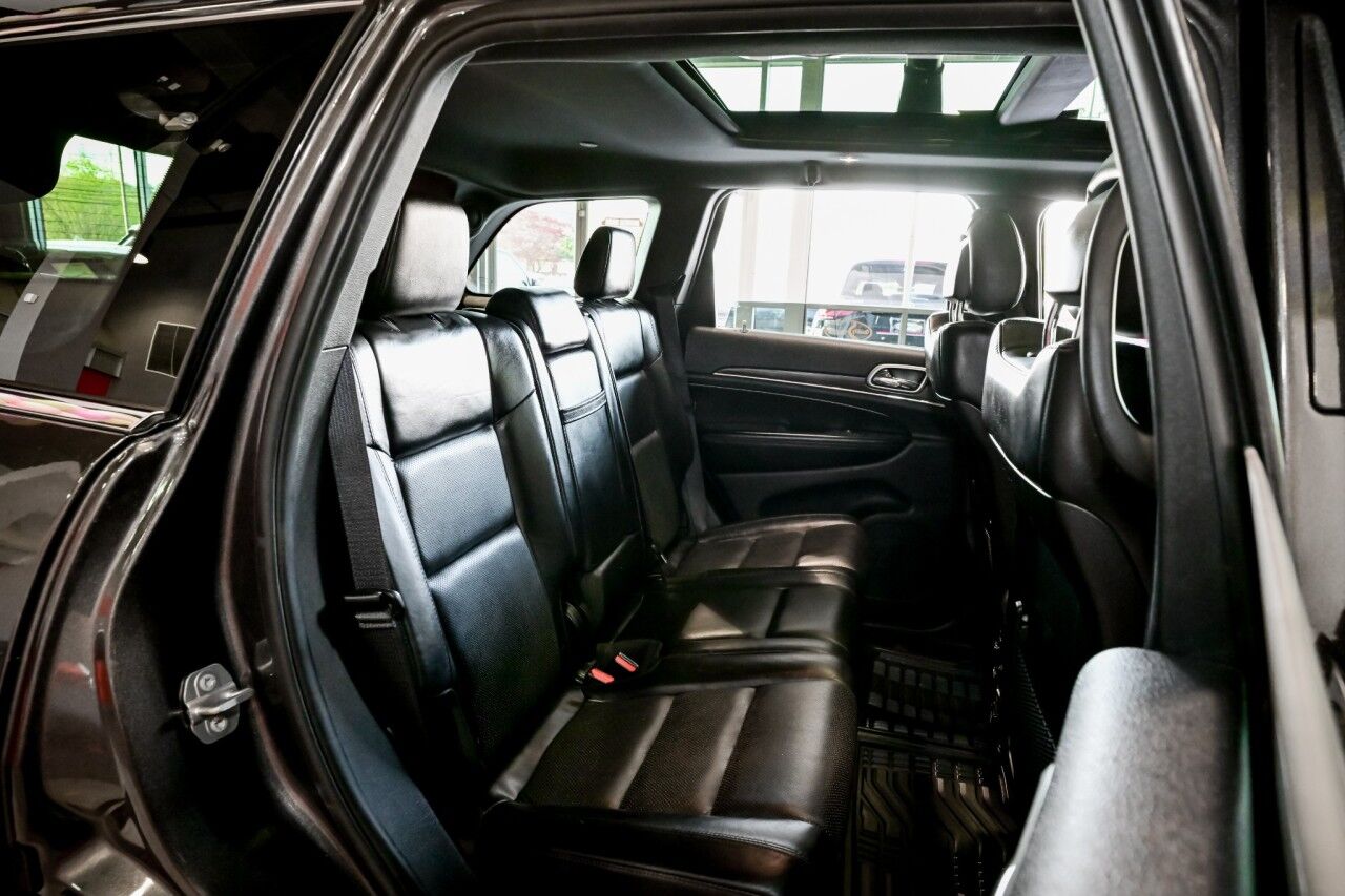 2019 Jeep Grand Cherokee Limited, Pano Roof, Luxury Group II Springfield NJ