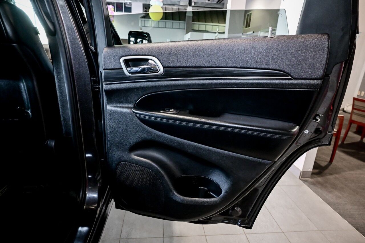 2019 Jeep Grand Cherokee Limited, Pano Roof, Luxury Group II Springfield NJ