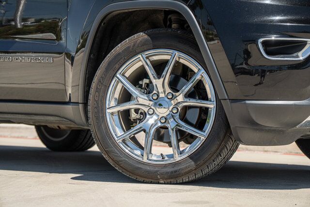 2019 Jeep Grand Cherokee Limited  Selma TX
