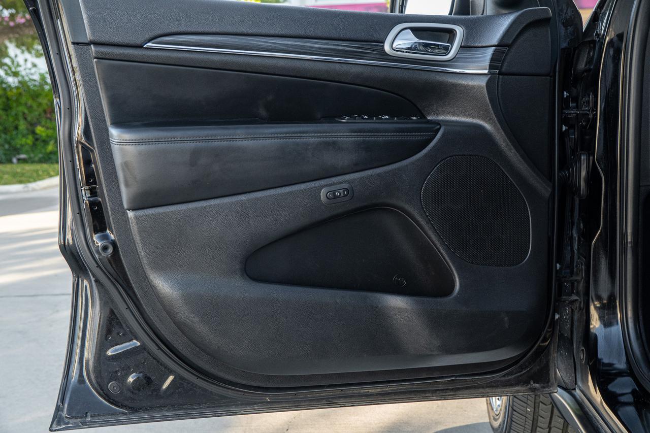 2019 Jeep Grand Cherokee Limited  Selma TX