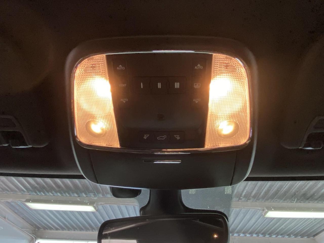 2019 Jeep Grand Cherokee Overland Richmond Hill NY