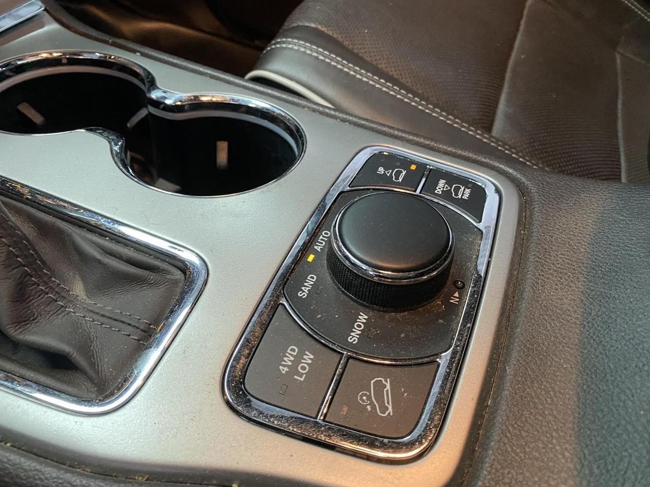 2019 Jeep Grand Cherokee Overland Richmond Hill NY