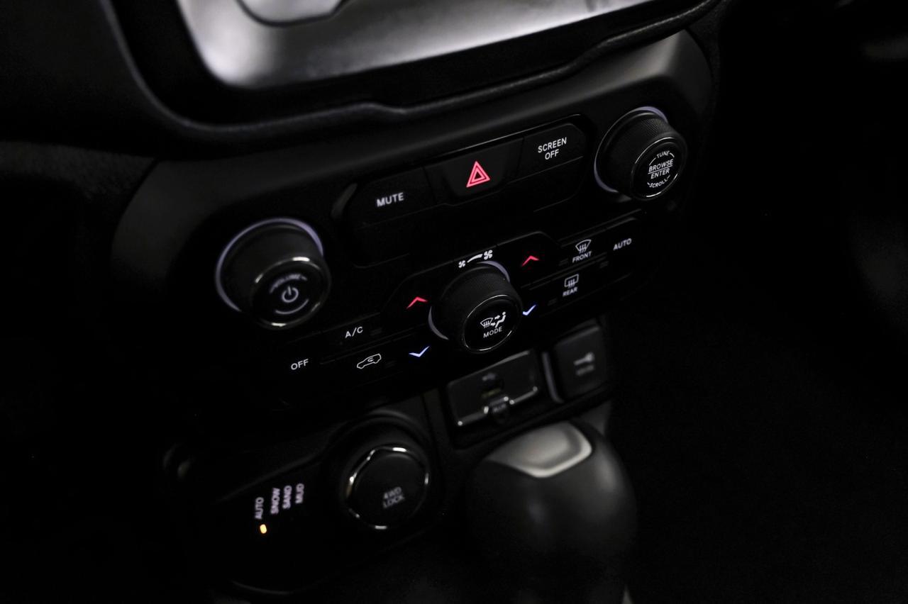 2019 Jeep Renegade LATITUDE 4WD AUTOMATIC REAR CAMERA KEYLESS START BLUETOOTH POWER DRIVER SEAT Carrollton TX