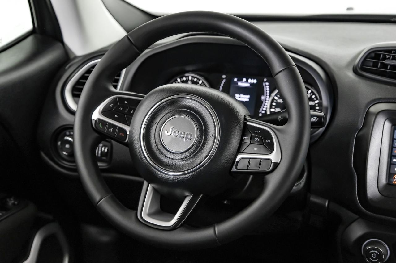 2019 Jeep Renegade LATITUDE 4WD AUTOMATIC REAR CAMERA KEYLESS START BLUETOOTH POWER DRIVER SEAT Carrollton TX