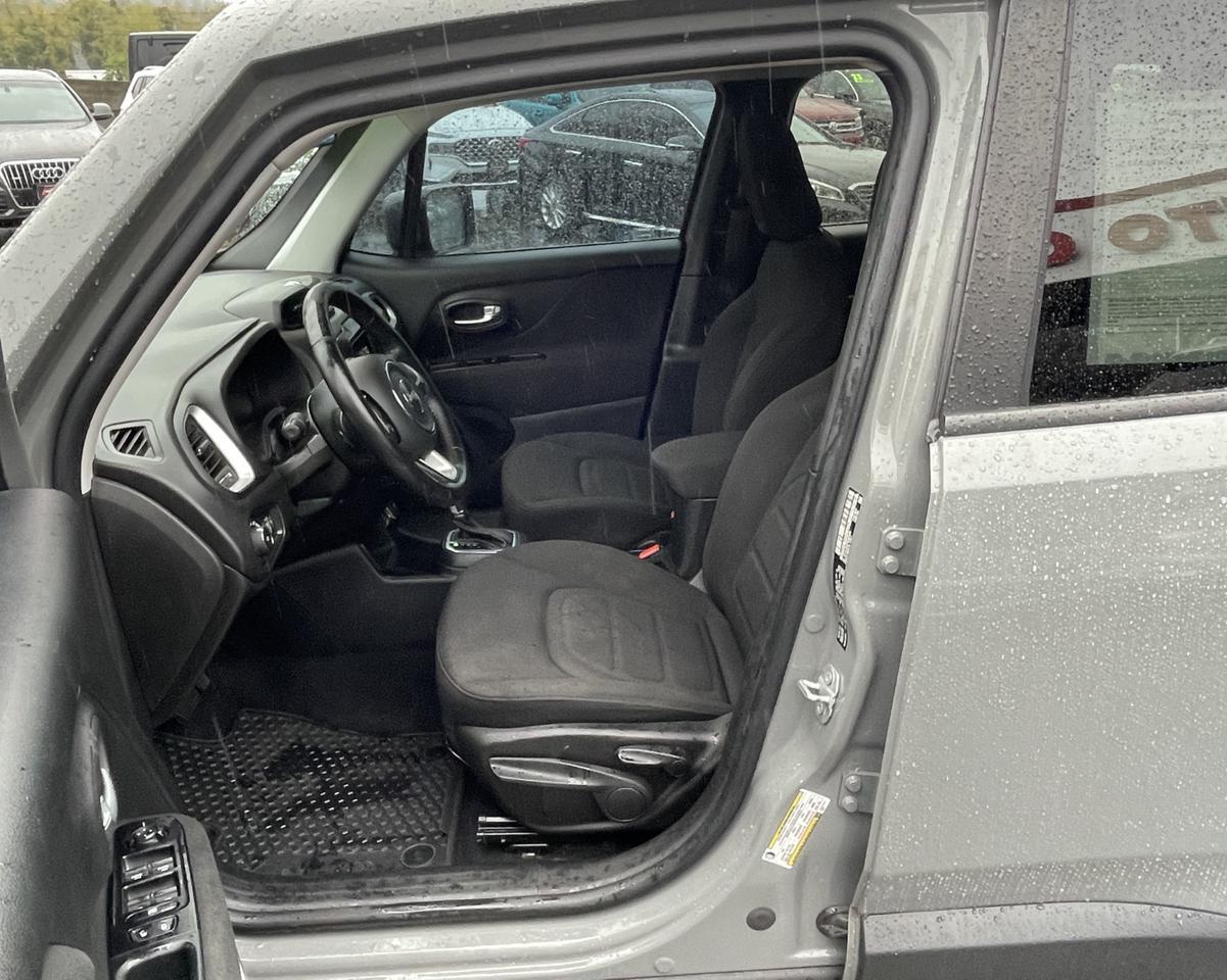 2019 Jeep Renegade Latitude Sport Utility 4D Port Orchard WA