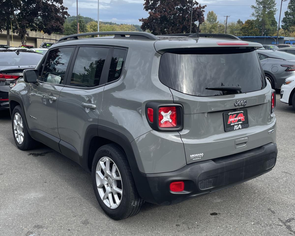 2019 Jeep Renegade Latitude Sport Utility 4D