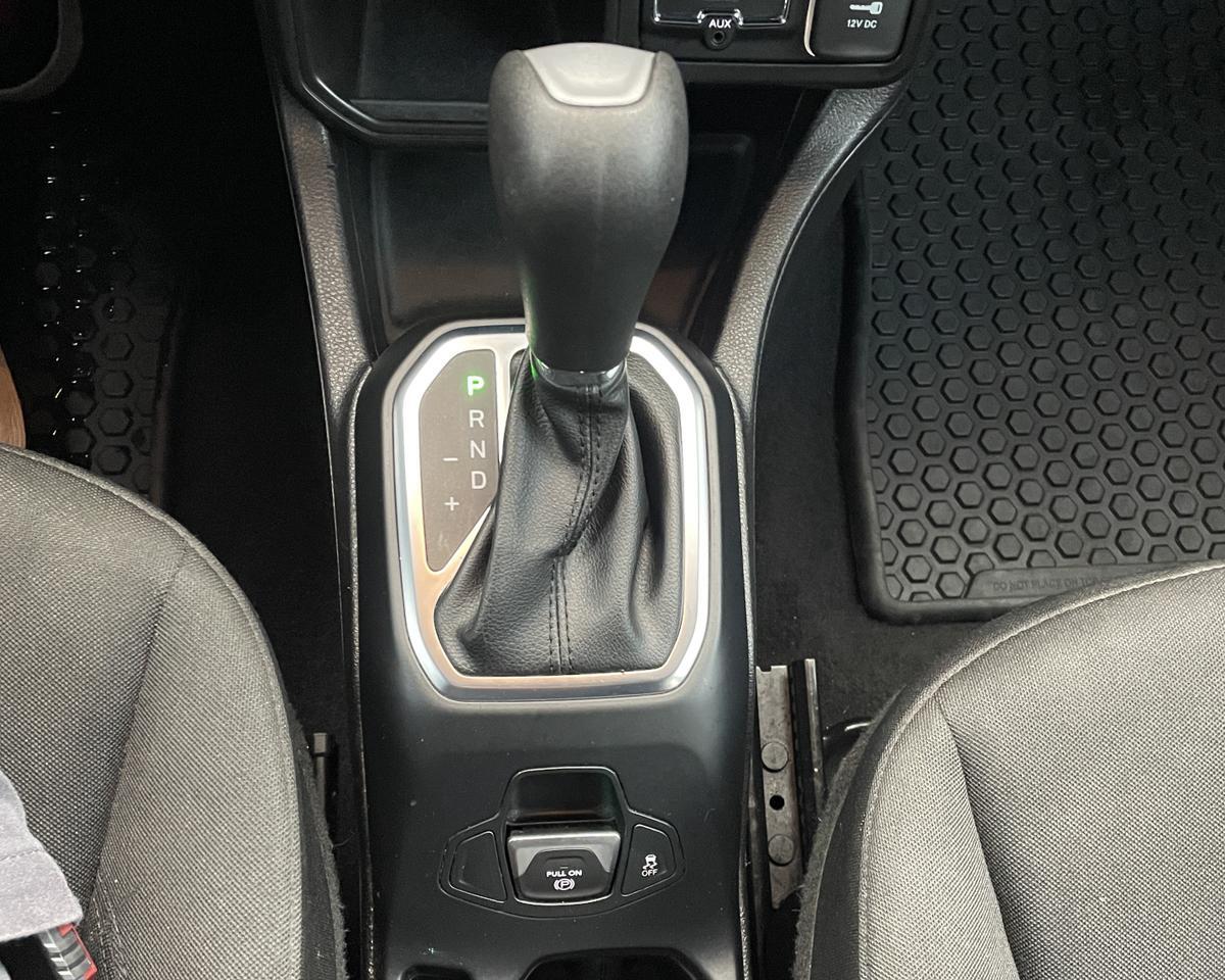 2019 Jeep Renegade Latitude Sport Utility 4D Port Orchard WA