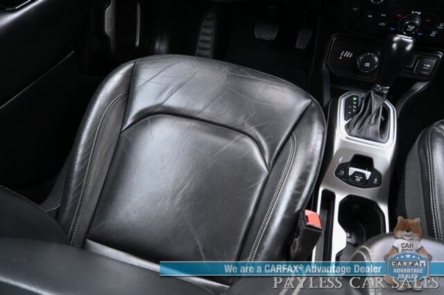 2019 Jeep Renegade Limited / 4X4 / Automatic / Auto Start / Power & Heated Leather Seats / Heated Steering Wheel / NAV / Apple CarPlay & Android Auto / Back Up Camera / Keyless Entry & Start / Tow Pkg / 29 MPG / 1-Owner Anchorage AK