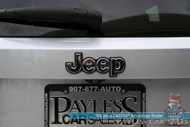 2019 Jeep Renegade Limited / 4X4 / Automatic / Auto Start / Power & Heated Leather Seats / Heated Steering Wheel / NAV / Apple CarPlay & Android Auto / Back Up Camera / Keyless Entry & Start / Tow Pkg / 29 MPG / 1-Owner Anchorage AK